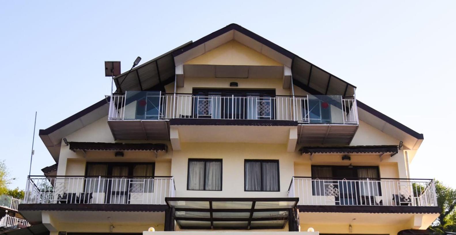 Dragon I Resorts Naddi Exterior photo