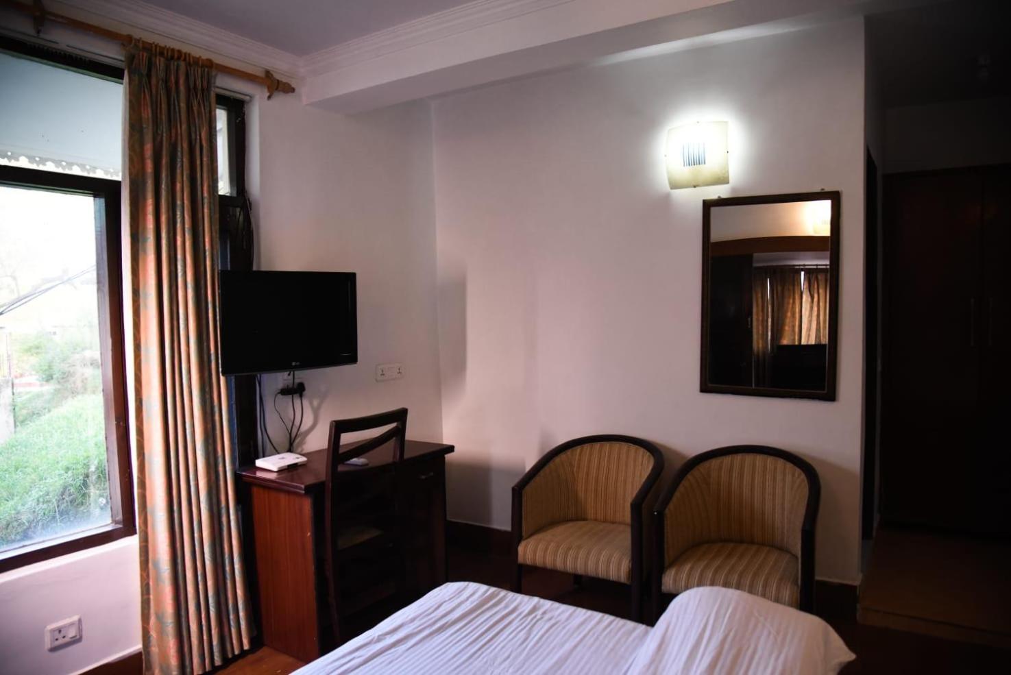 Dragon I Resorts Naddi Exterior photo