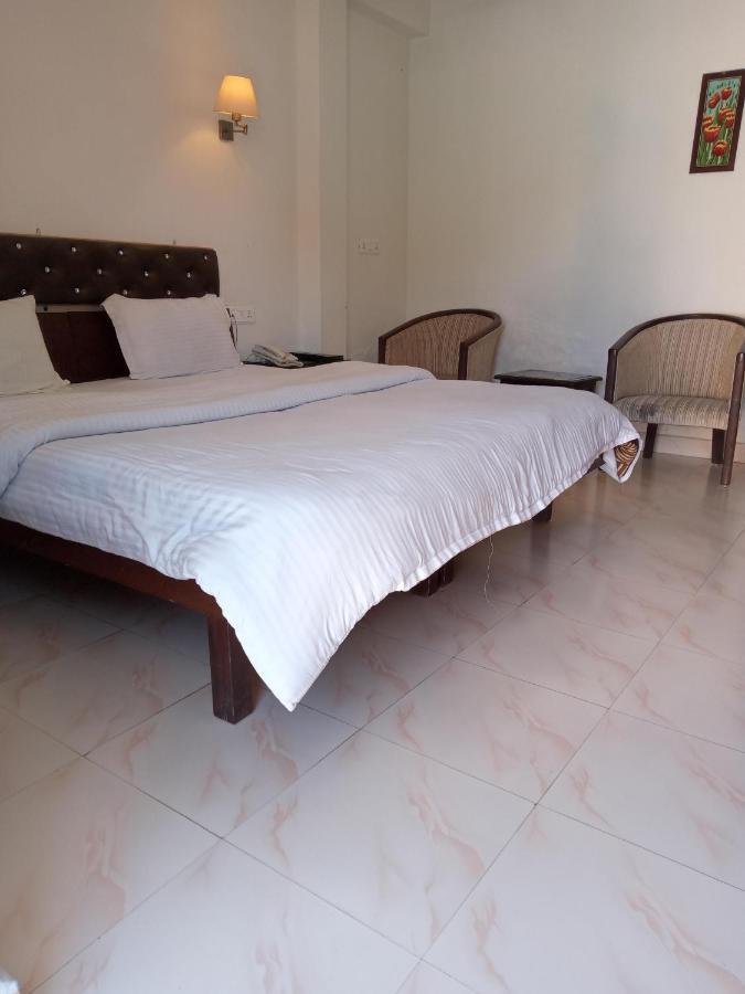 Dragon I Resorts Naddi Exterior photo